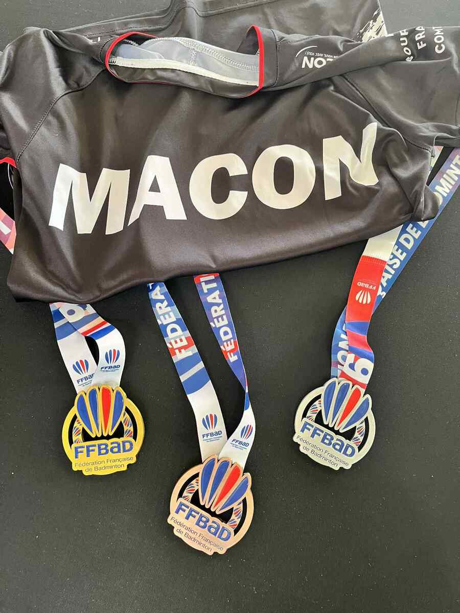 ❤️🖤Clara, triple médaillée aux Championnats de France de Para-badminton ❤️🖤